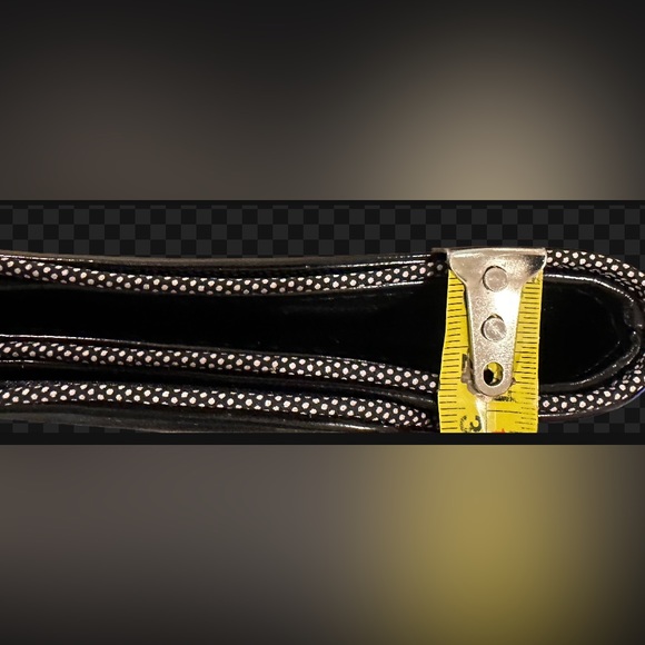 Brand New Classy Evening Purse with Gold/Black Chain Shoulder Strap. - Picture 6 of 9